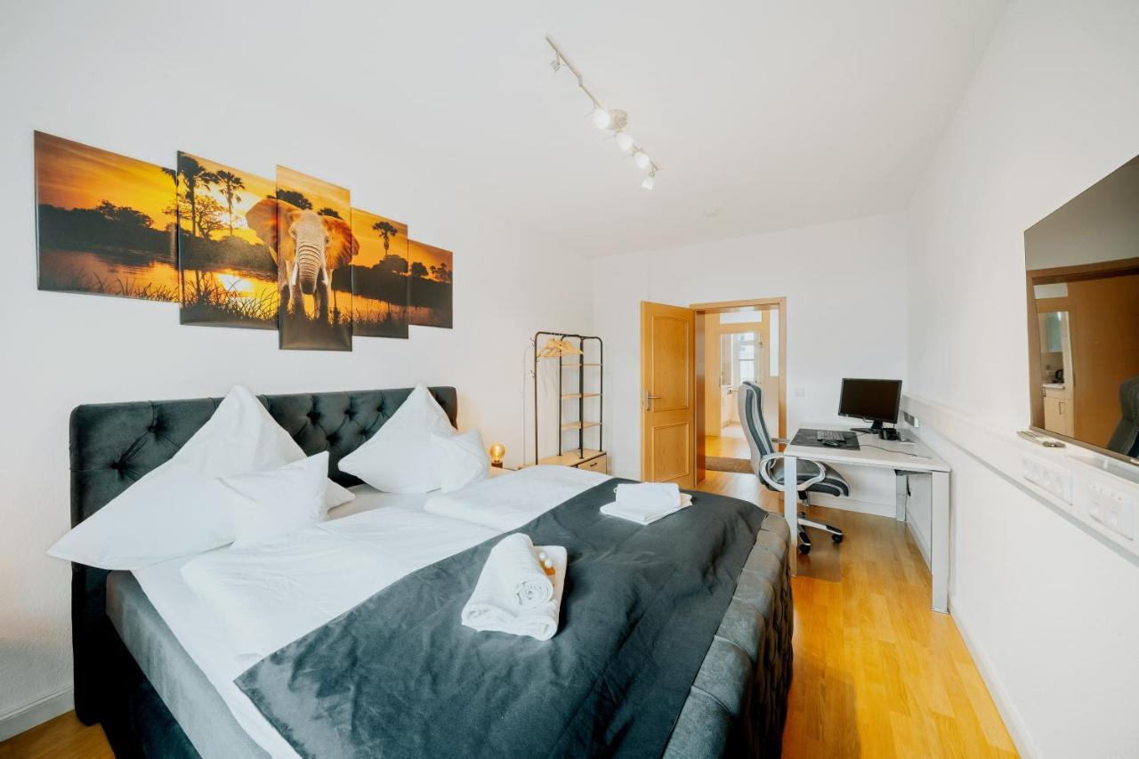 Blissplace 3 Zi Premium Apartment Nahe Getec Arena Mit Kingsize Betten Und Balkon มัคเดอบวร์ก ภายนอก รูปภาพ